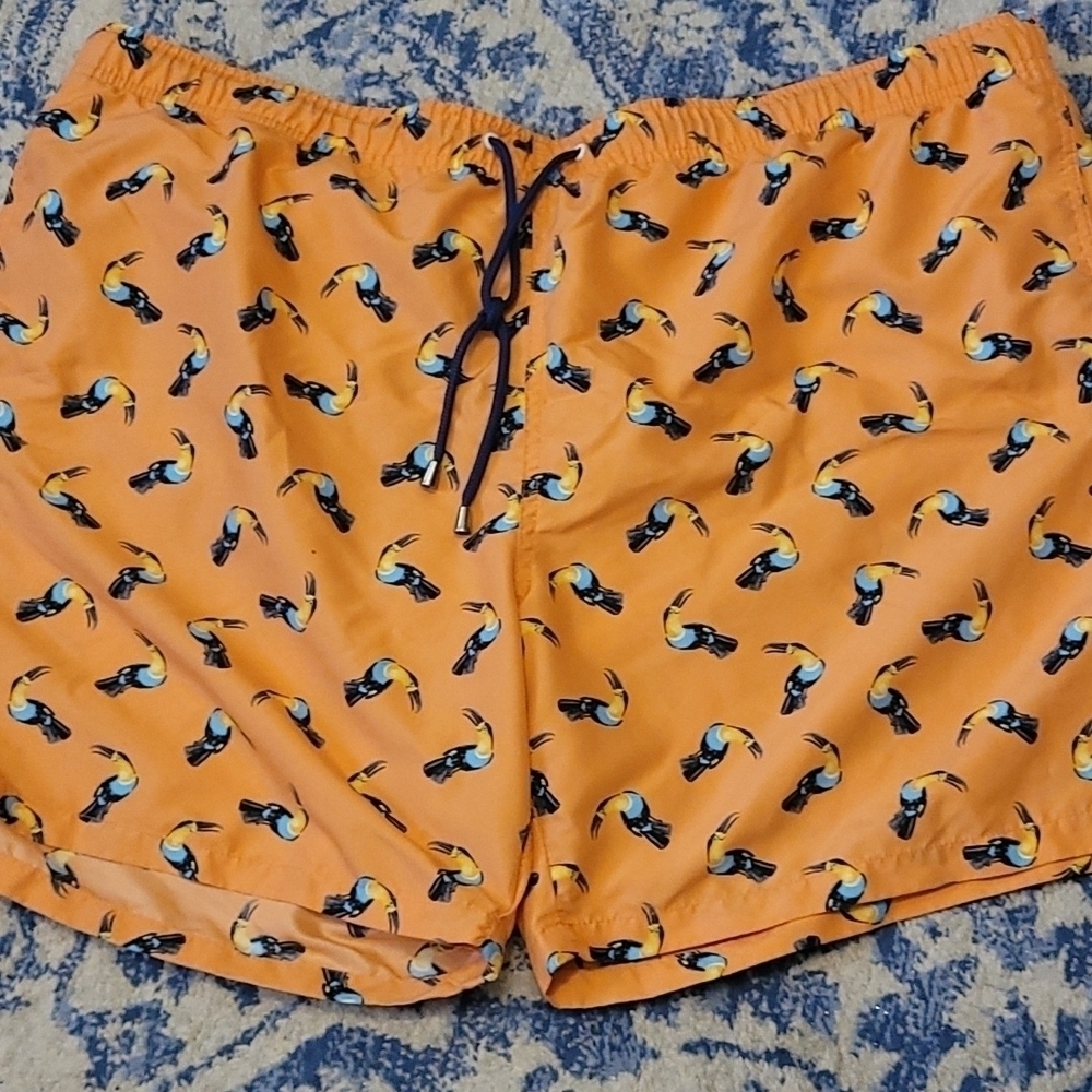 Crown & Ivy sz XXL Tucan bird swim trunks SW33